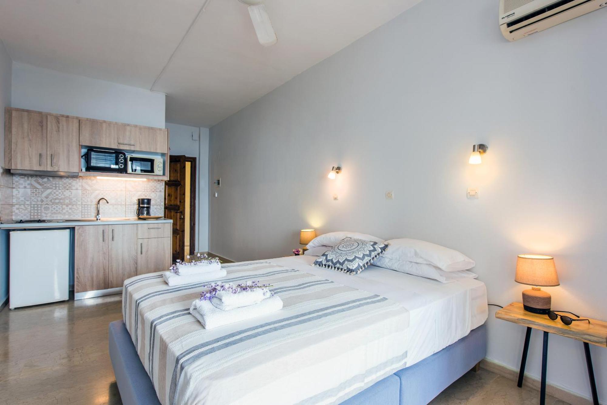 Hotel Odeon B&B Барбати Экстерьер фото