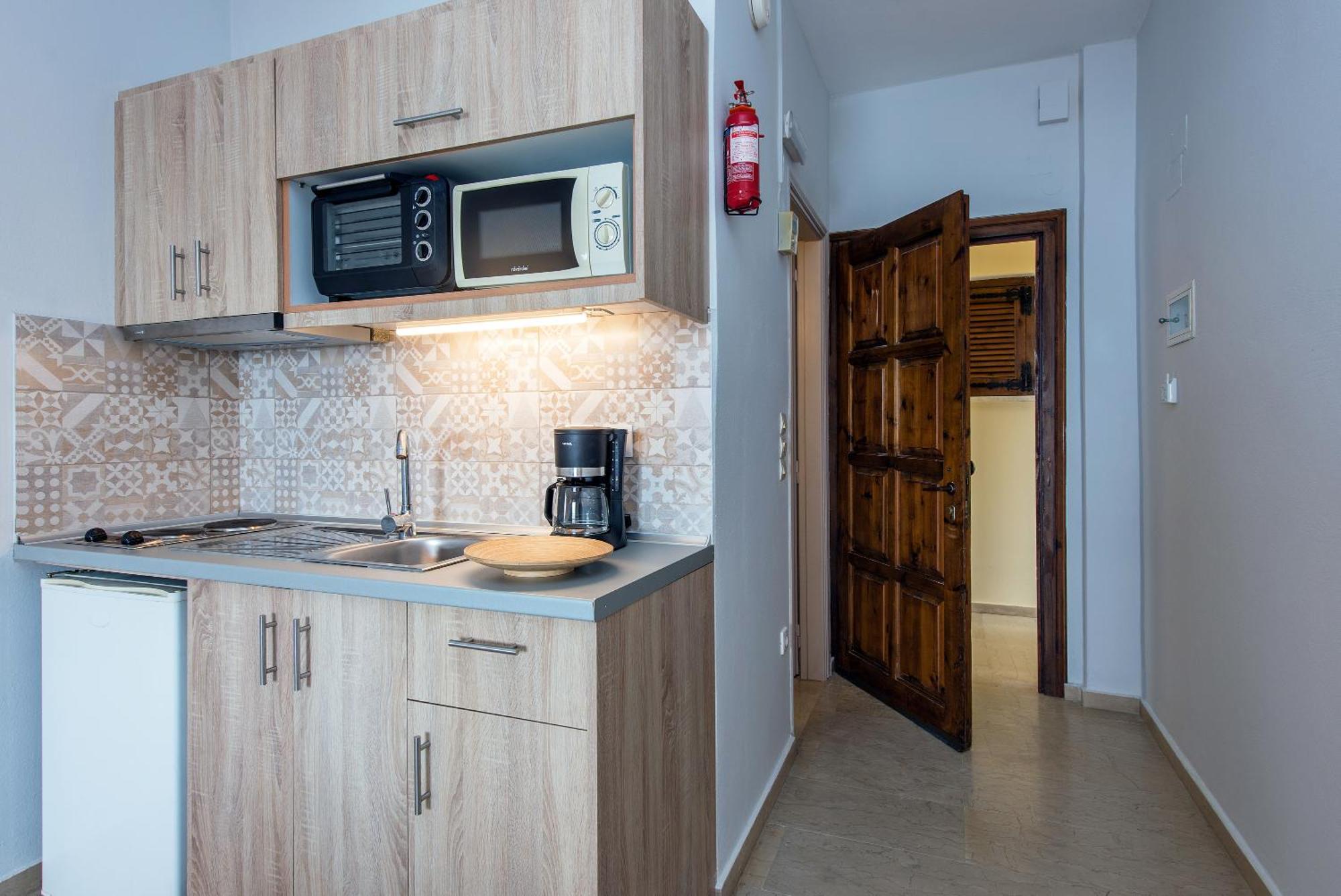 Hotel Odeon B&B Барбати Экстерьер фото